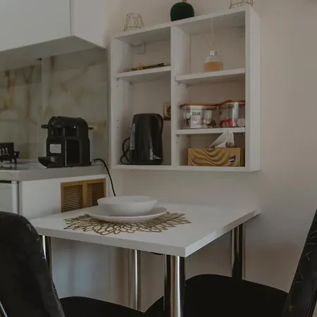 شقة Garnet Flats Eleftheroupoli